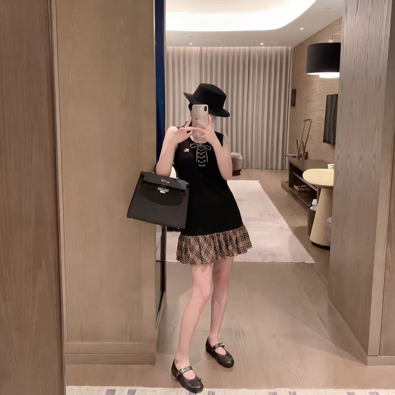 BUR8ERRレースアップ ノースリーブワンピース【50％割引+送料無料】