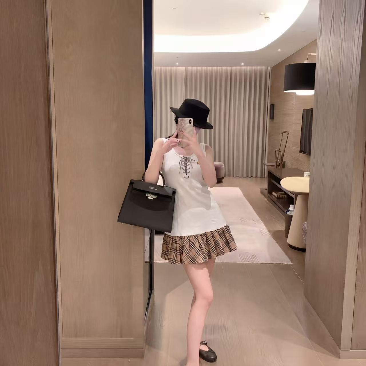 BUR8ERRレースアップ ノースリーブワンピース【50％割引+送料無料】