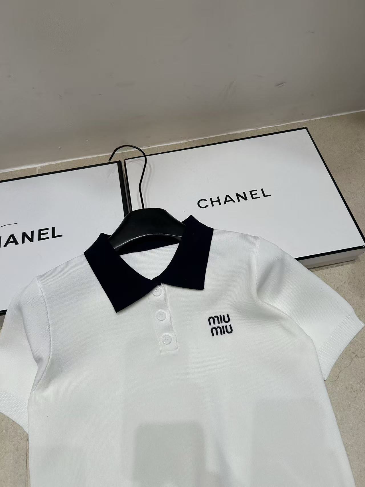 M1UM1U ウールトップス＆スカート 2点セット【50％割引+送料無料】