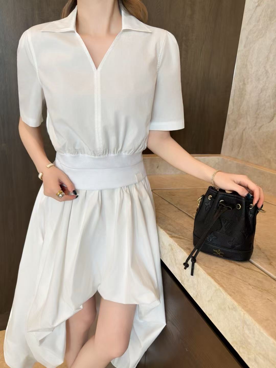 LV ミニマリスト Vネックシャツ＆スカート 2ピースセット【50％割引+送料無料】