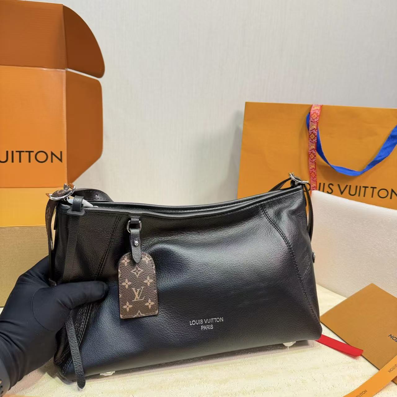 LV Pallas牛革トートバッグ【50％割引+送料無料】