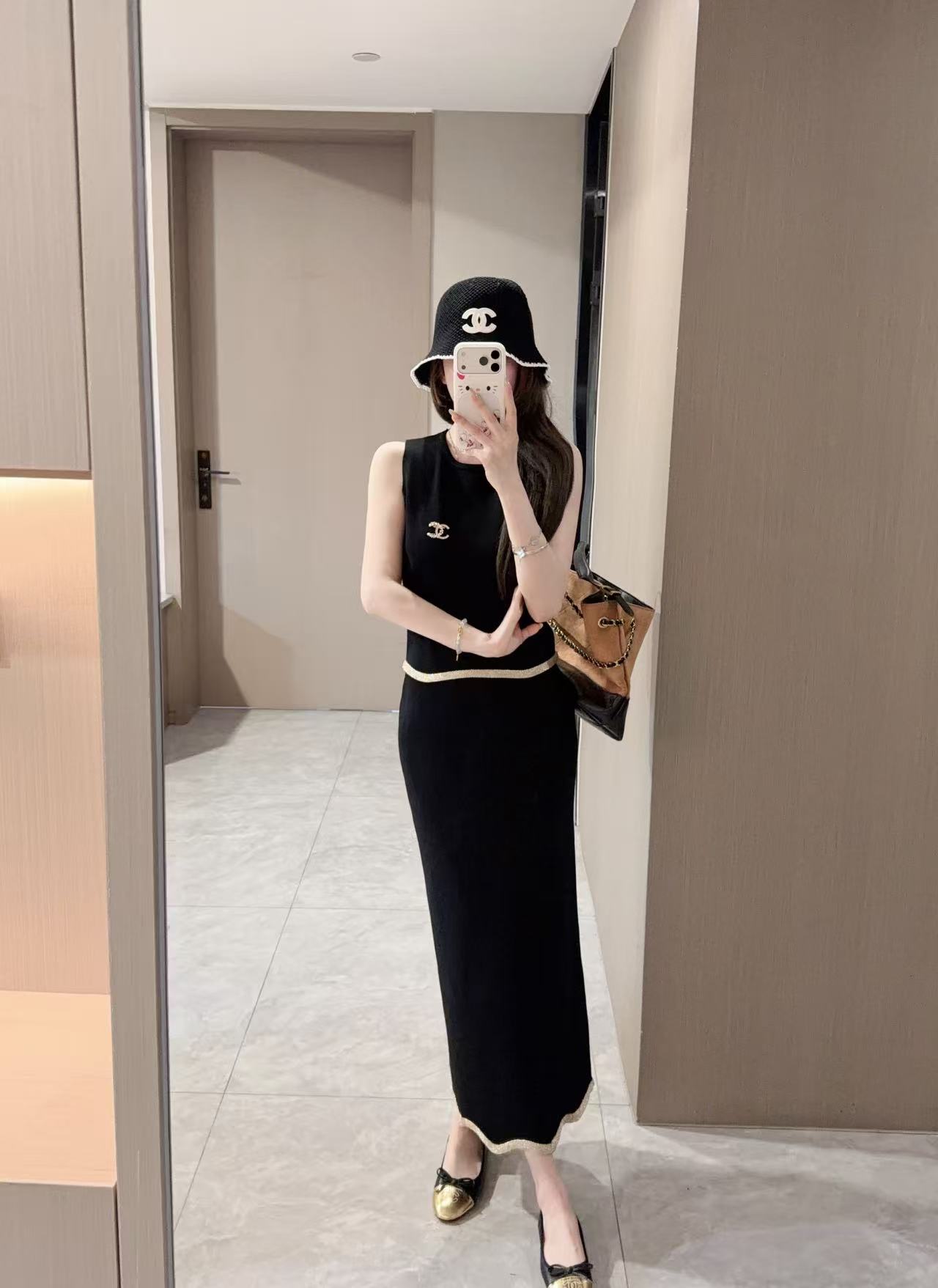 CHANE1 ダブルC ウールベスト＋スカート ツーピースセット【50％割引+送料無料】