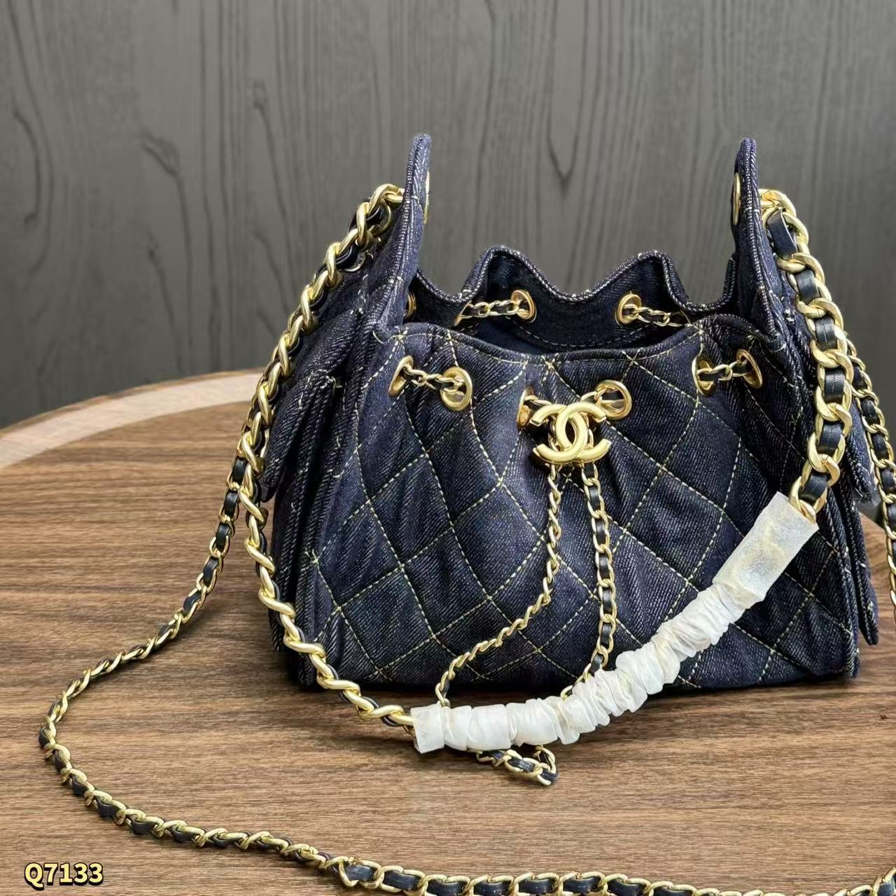 CHANE1 デニムチェーンバッグ【50％割引+送料無料】