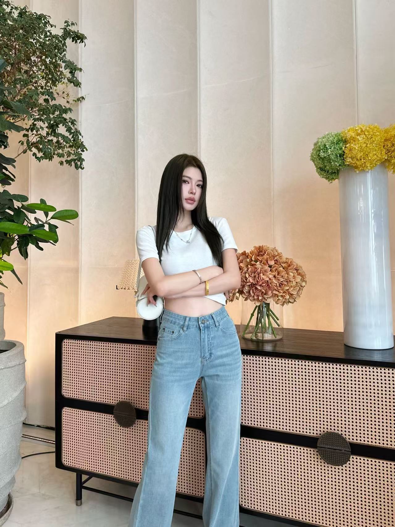 LV 高品質刺繍入り 四つ葉のクローバー フレアジーンズ【50％割引+送料無料】