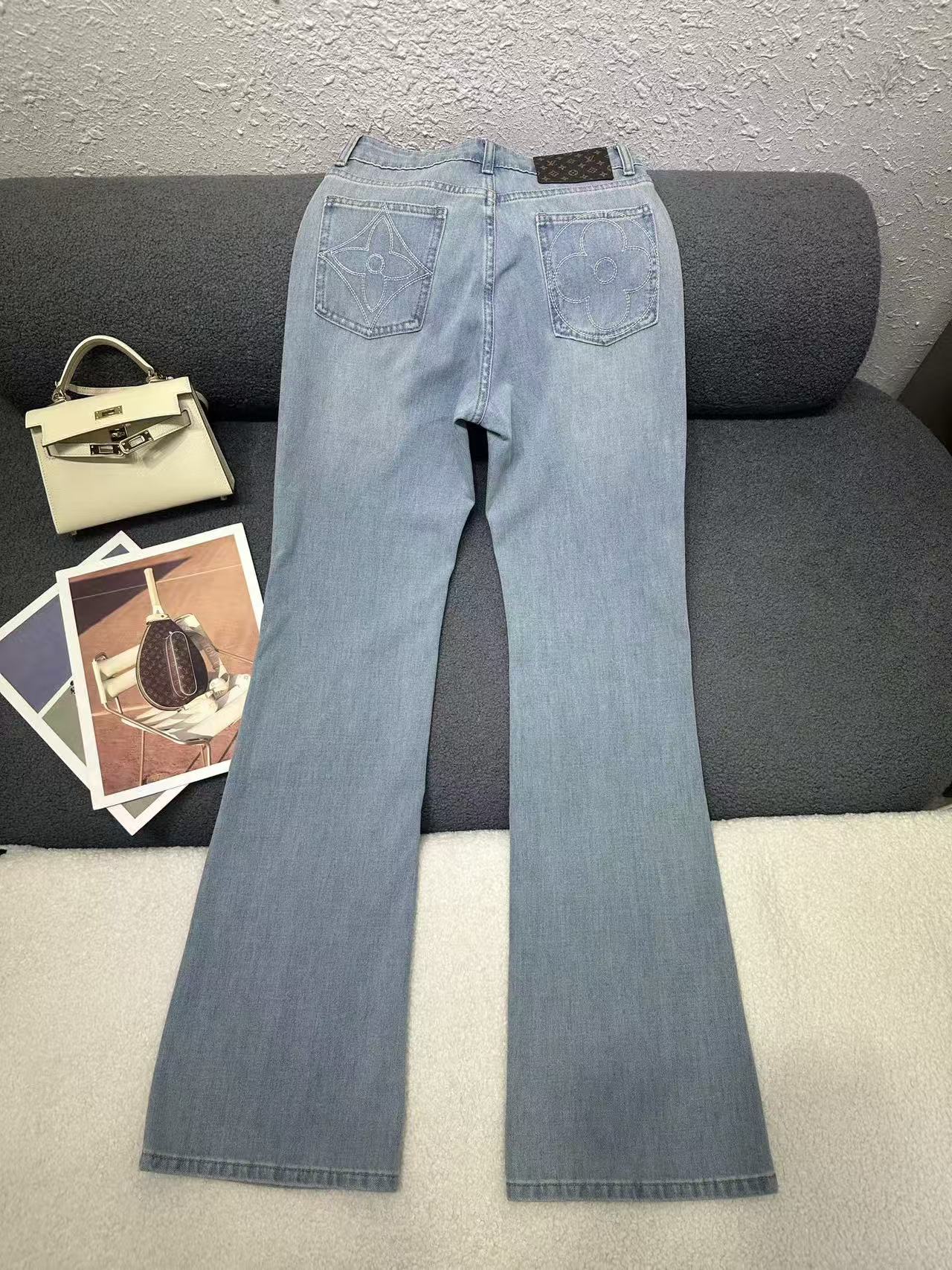 LV 高品質刺繍入り 四つ葉のクローバー フレアジーンズ【50％割引+送料無料】