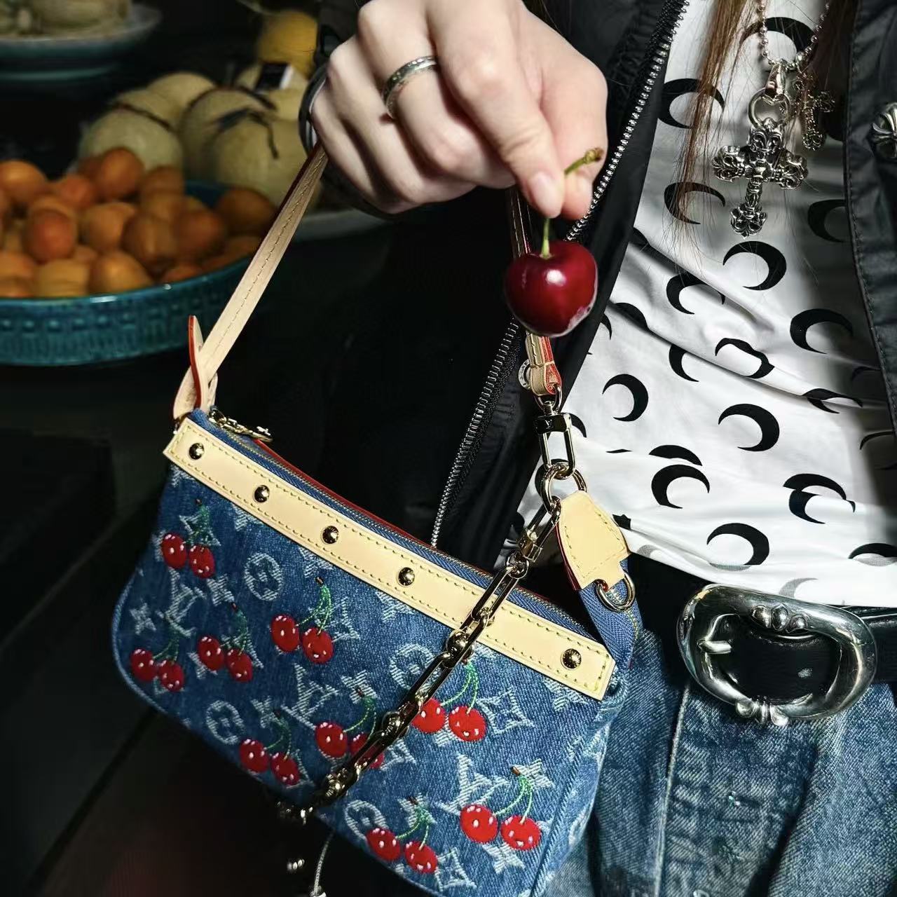 LV チェリー チェーンショルダーバッグ【50％割引+送料無料】