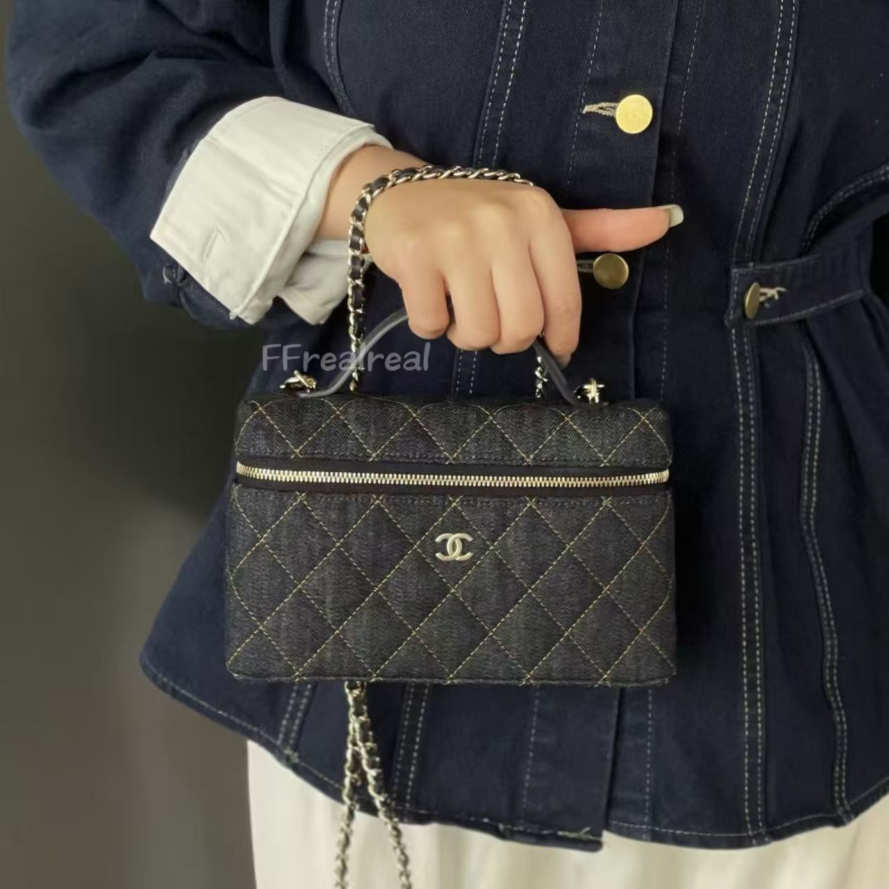 CHANE1 チェック柄デニムチェーンバッグ【50％割引+送料無料】