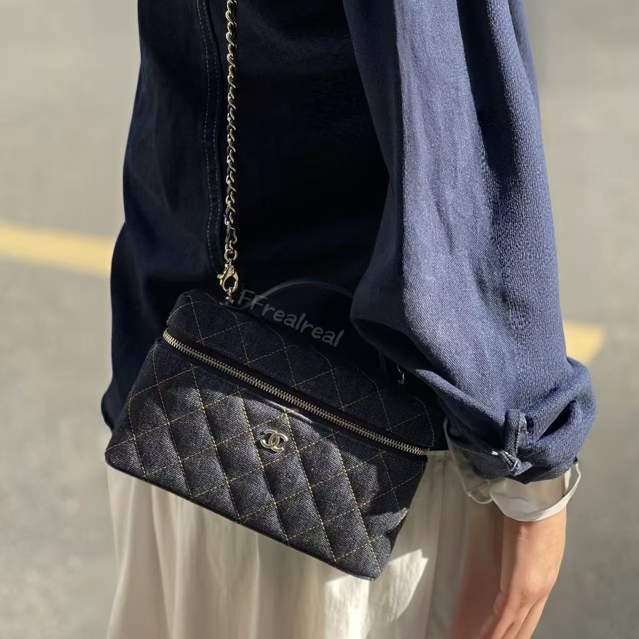 CHANE1 チェック柄デニムチェーンバッグ【50％割引+送料無料】