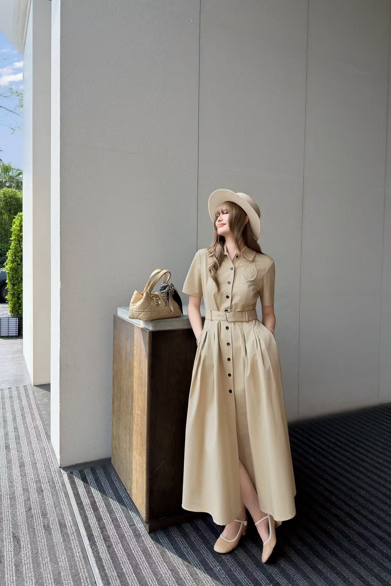 DI0R刺繍文字入り半袖ワンピース【50％割引+送料無料】