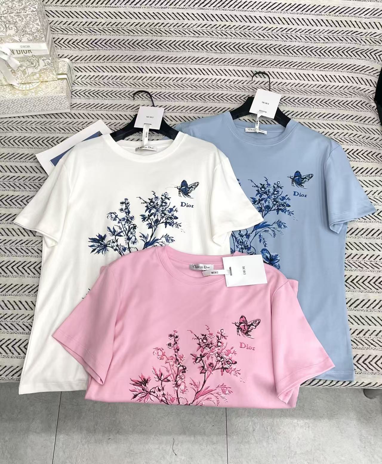 DIOR バタフライ＆レタープリント Tシャツ【50％割引+送料無料】