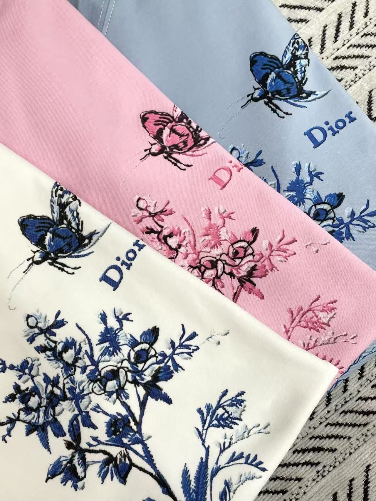 DIOR バタフライ＆レタープリント Tシャツ【50％割引+送料無料】