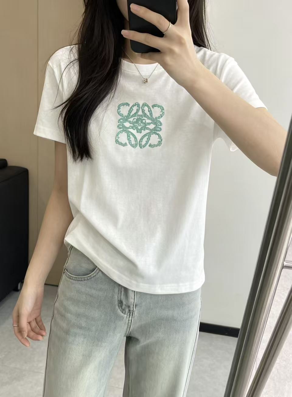 L0WEW グラフィティロゴTシャツ【50％割引+送料無料】