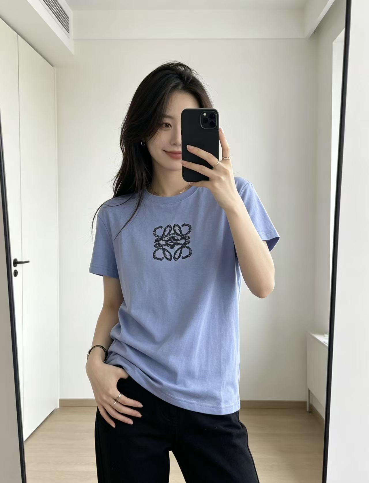 L0WEW グラフィティロゴTシャツ【50％割引+送料無料】