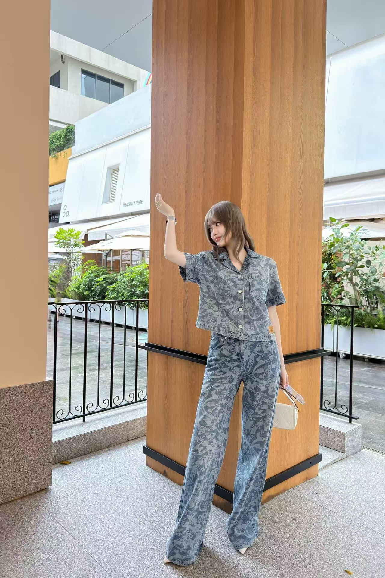 LVプリント デニムジャケット＆トラウザーズ 2ピースセット【50％割引+送料無料】