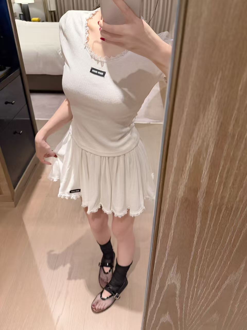 M1UM1U ミニマルレタリング Tシャツ＆スカート 2点セット【50％割引+送料無料】