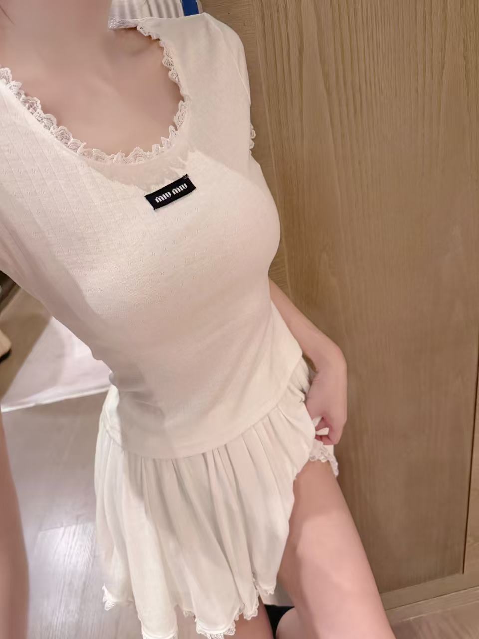 M1UM1U ミニマルレタリング Tシャツ＆スカート 2点セット【50％割引+送料無料】