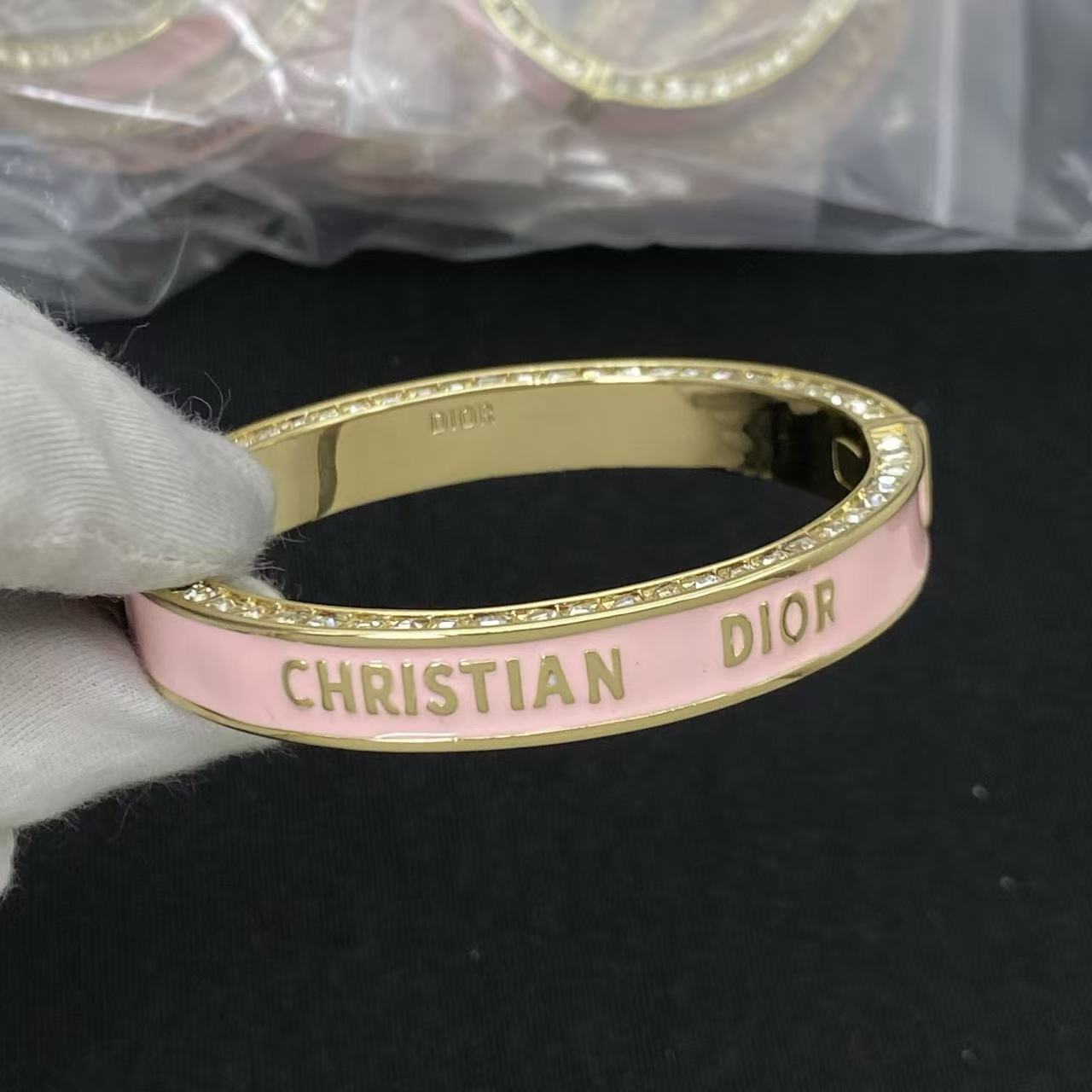 DIOR ミニマリスト レター＆ダイヤモンド ブレスレット【50％割引+送料無料】