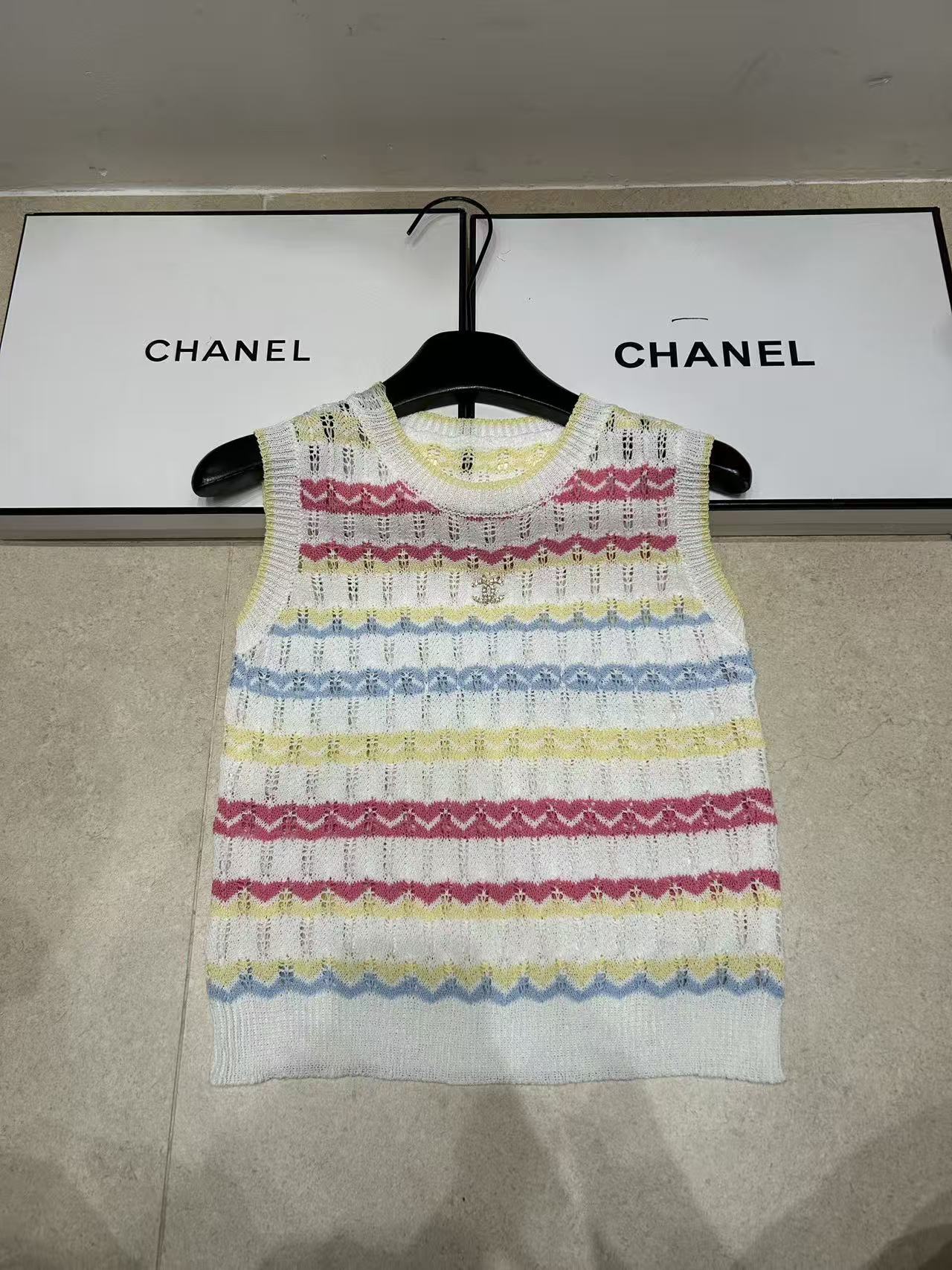 CHANE1 ダブルC カラフルウェーブウールベスト【50％割引+送料無料】