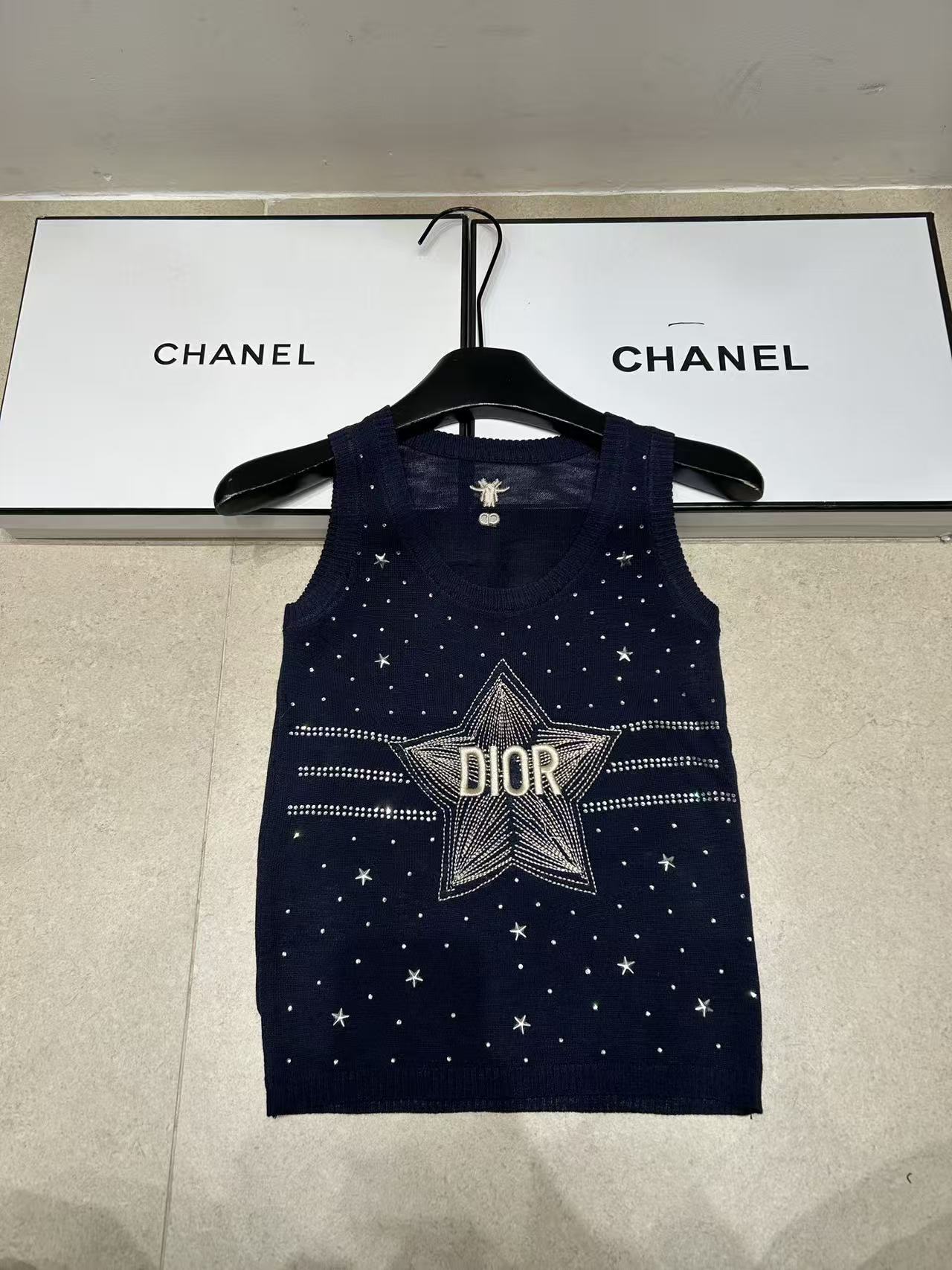 DI0R刺繍文字入り五芒星ウールベスト【50％割引+送料無料】