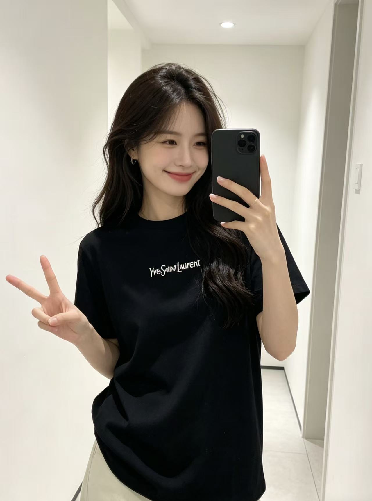 YSL ミニマリスト レタリング Tシャツ【50％割引+送料無料】