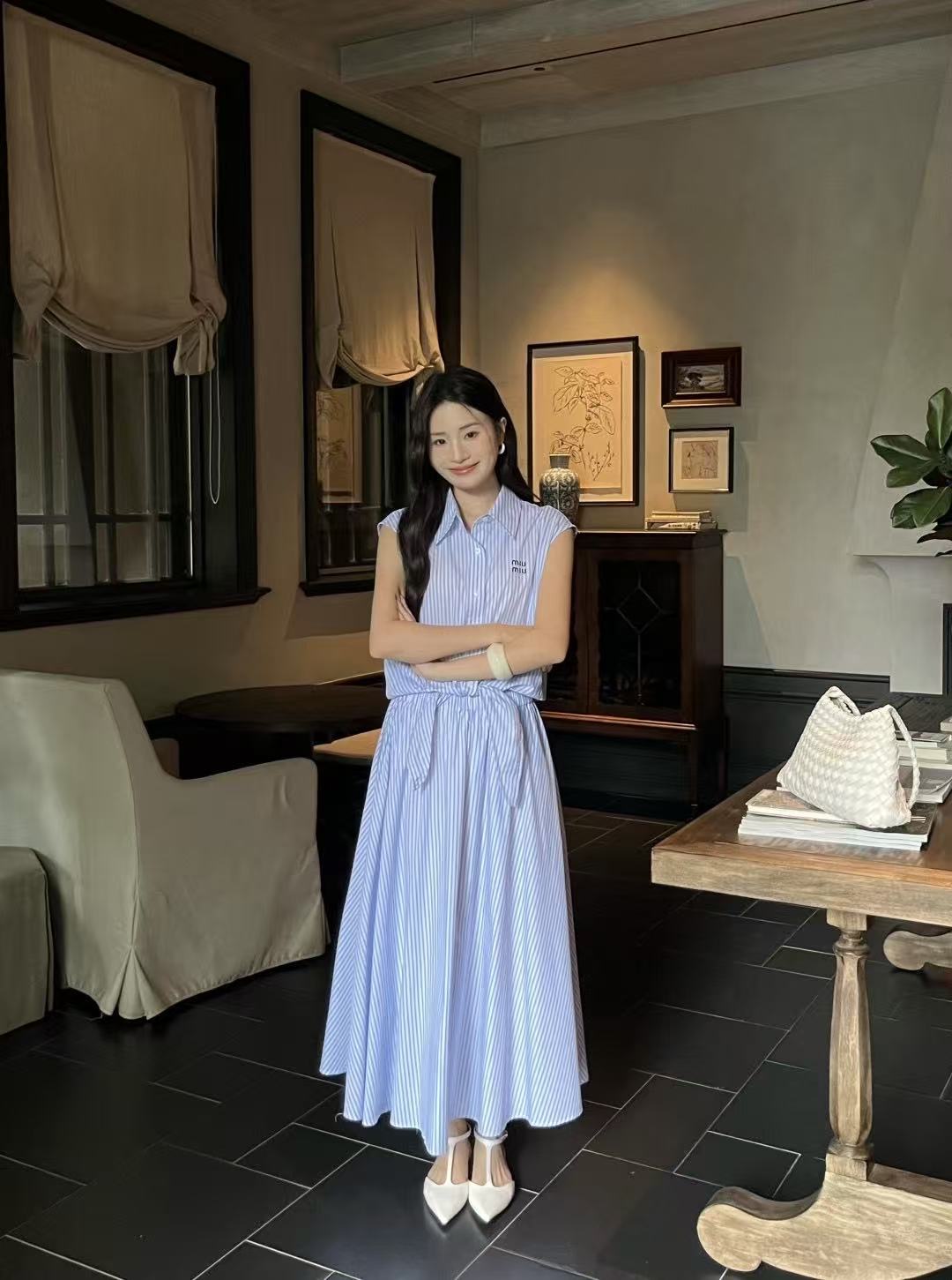 M1UM1U ストライプ柄レタリング ベスト＋スカート 2点セット【50％割引+送料無料】