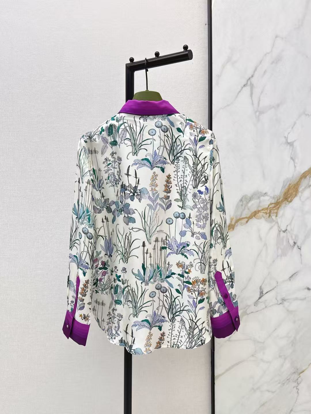 GUCC1 シルクプリントシャツ【50％割引+送料無料】