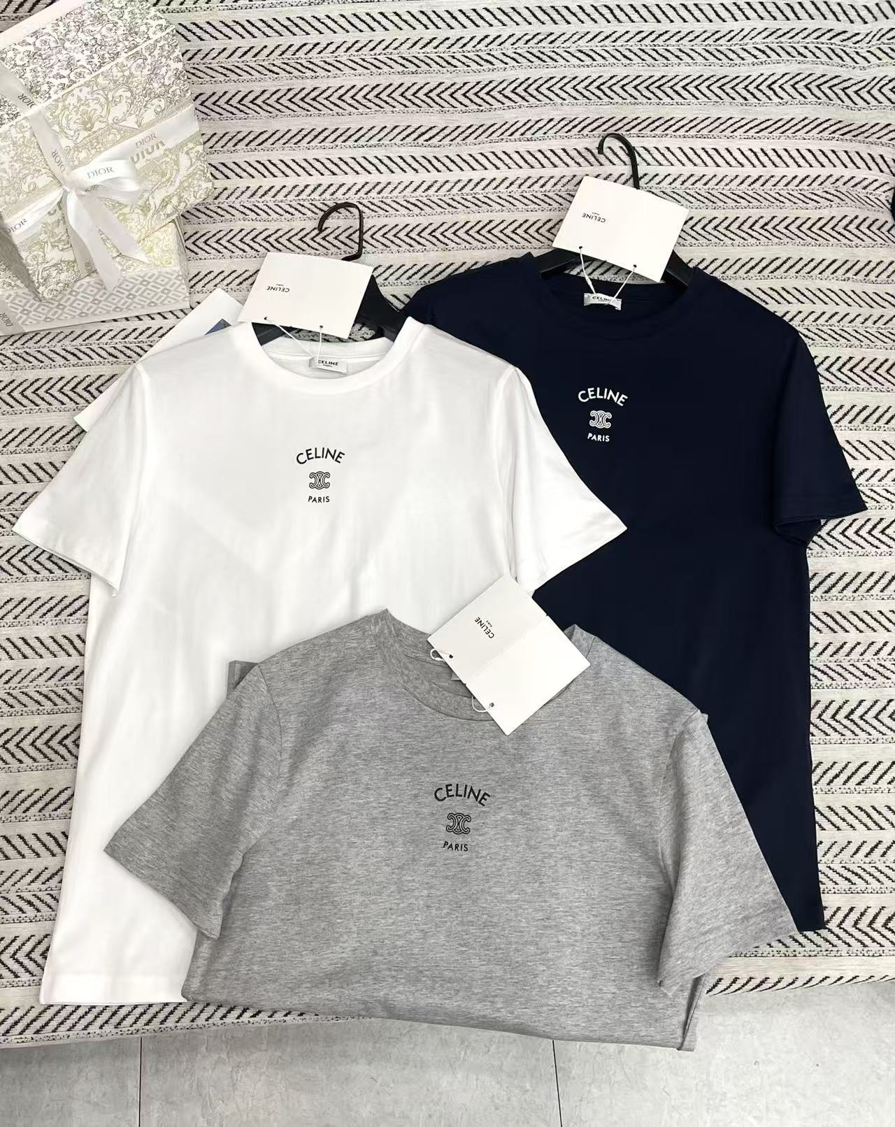 CEL1NE 凱旋門レターTシャツ【50％割引+送料無料】