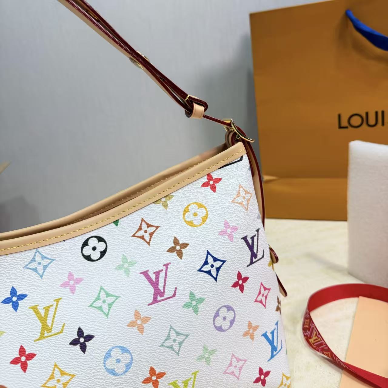 LV Carryallプリント柄の脇下バッグ【50％割引+送料無料】