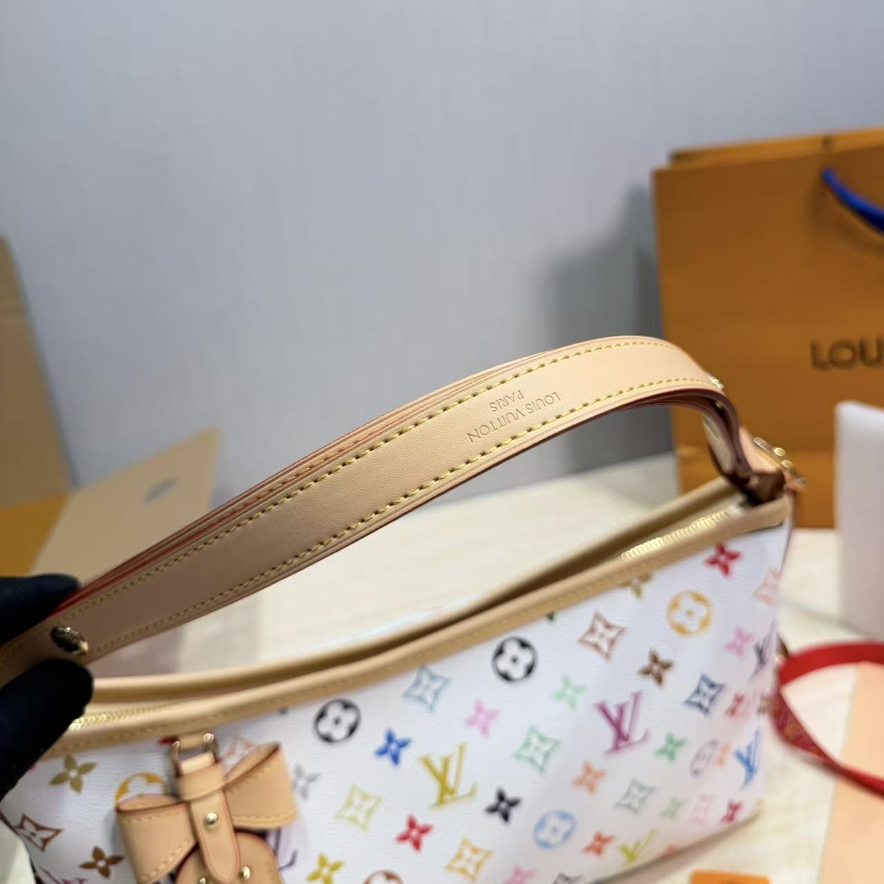 LV Carryallプリント柄の脇下バッグ【50％割引+送料無料】