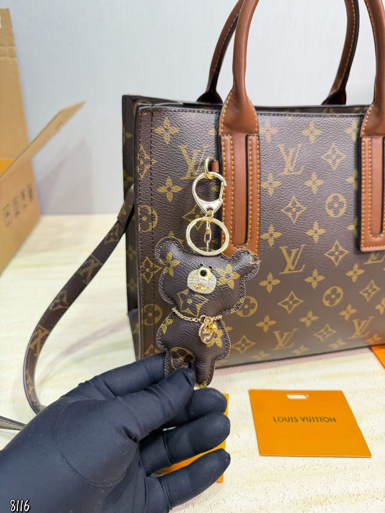 LVプリント トートバッグ【50％割引+送料無料】