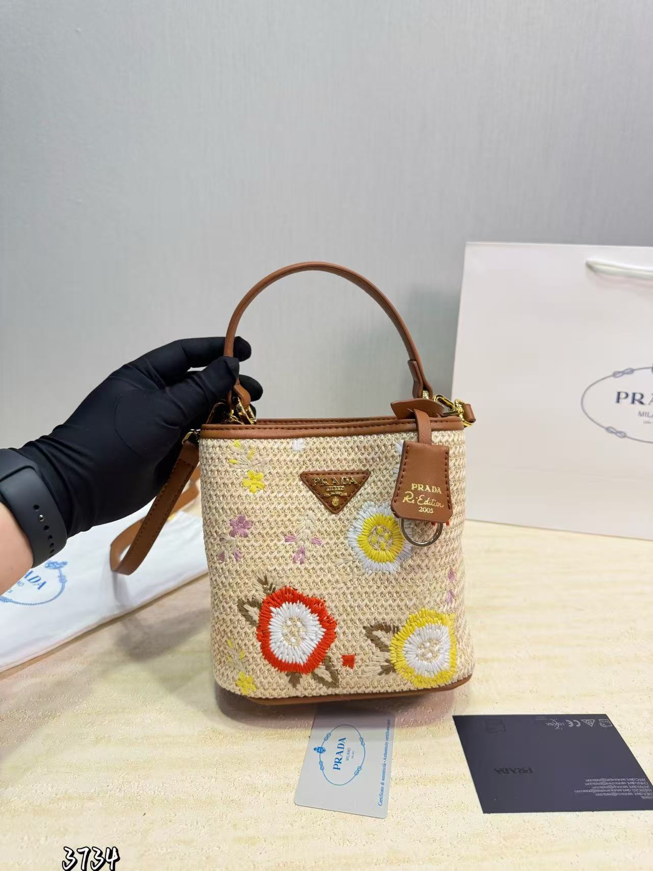 PR4DA トライアングルロゴ ストローバッグ【50％割引+送料無料】