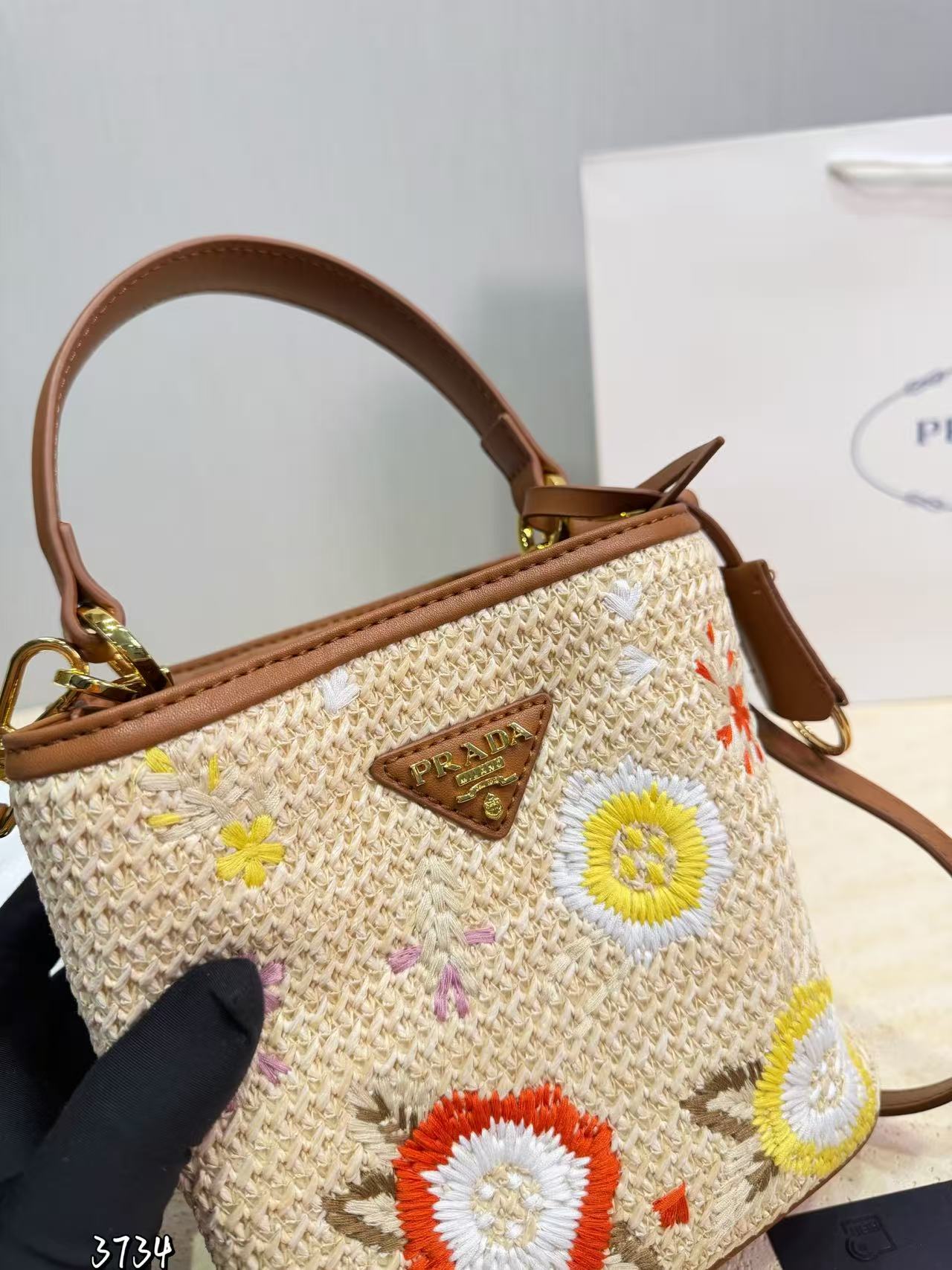 PR4DA トライアングルロゴ ストローバッグ【50％割引+送料無料】