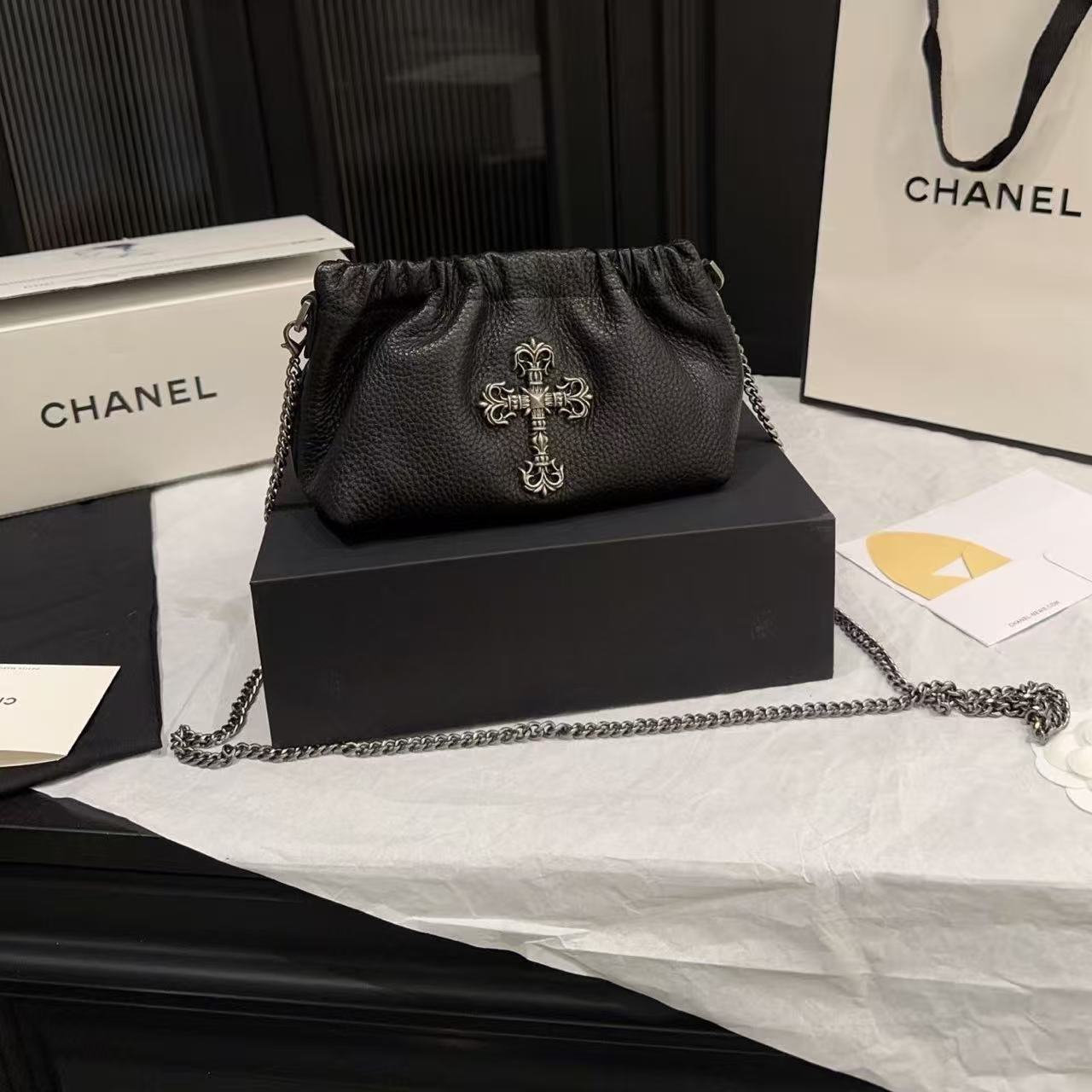 Chr0me Heartsクラウドチェーンバッグ【 50％割引+送料無料】