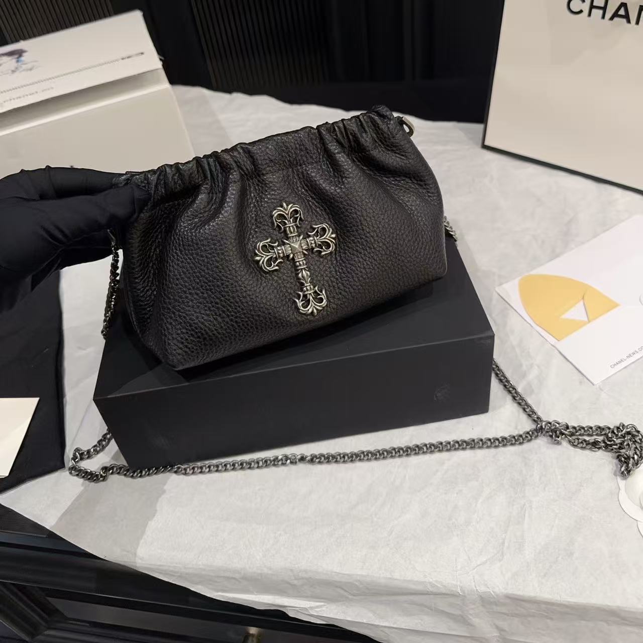 Chr0me Heartsクラウドチェーンバッグ【 50％割引+送料無料】