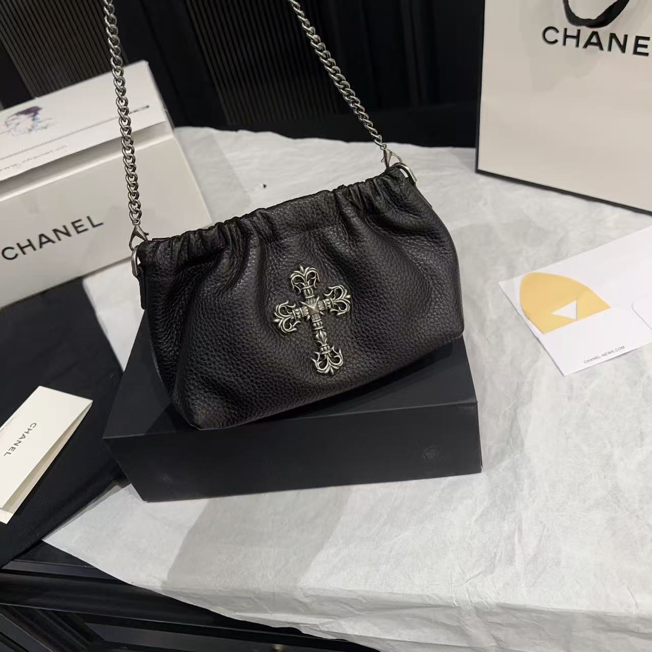 Chr0me Heartsクラウドチェーンバッグ【 50％割引+送料無料】