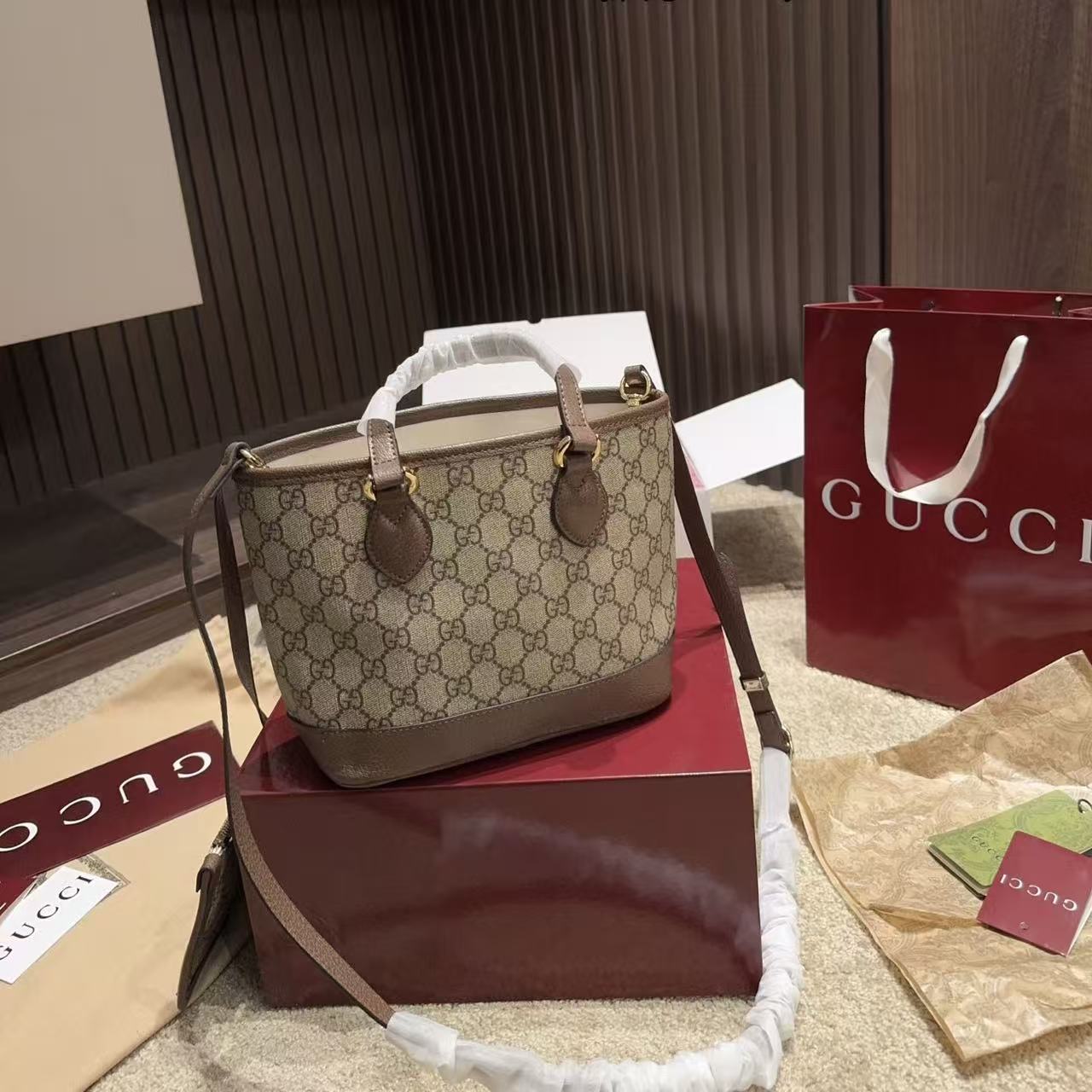 GUCC1 Ophidiaハンドバッグ【 50％割引+送料無料】