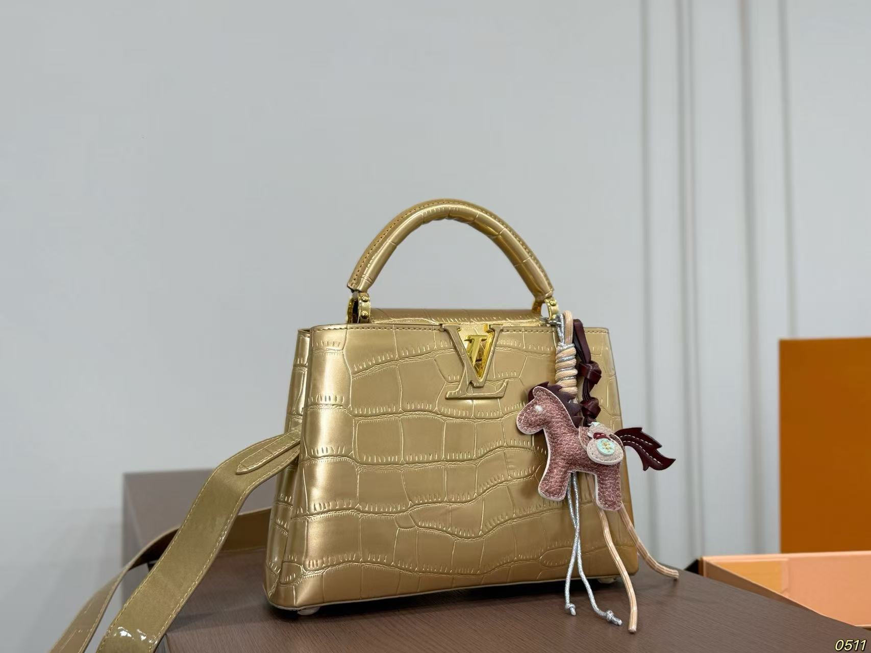 LV Capucinesハンドバッグ【 50％割引+送料無料】