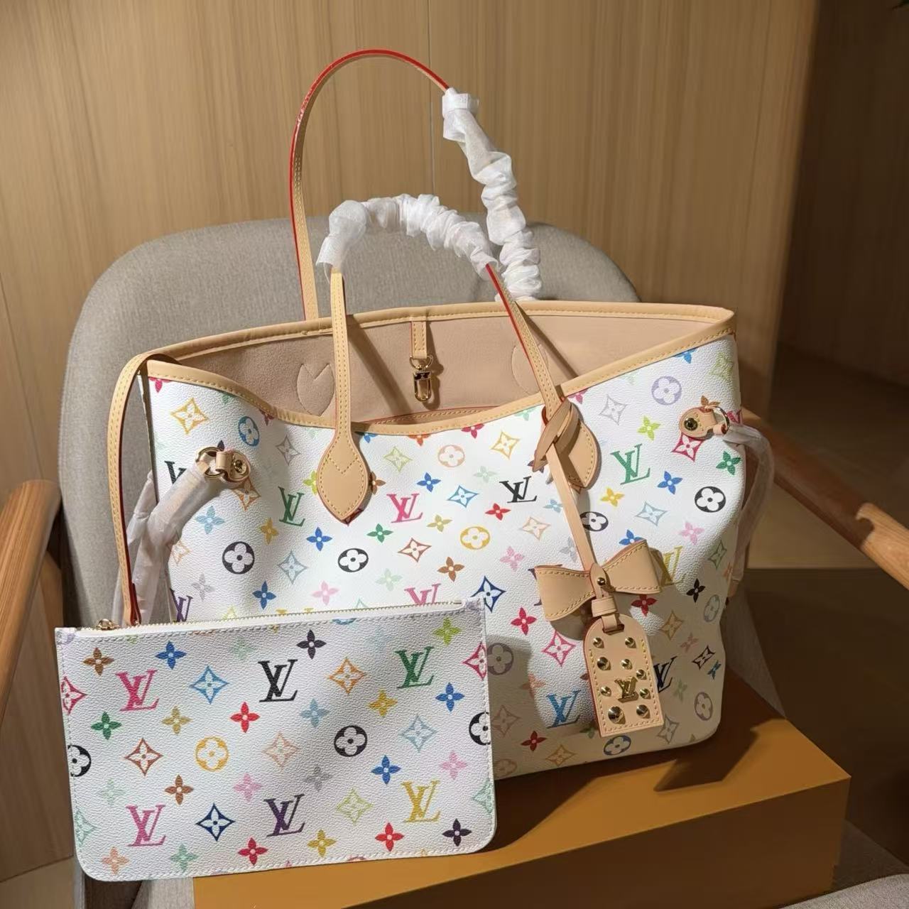 LV カラフル・ショッピング・トート【 50％割引+送料無料】