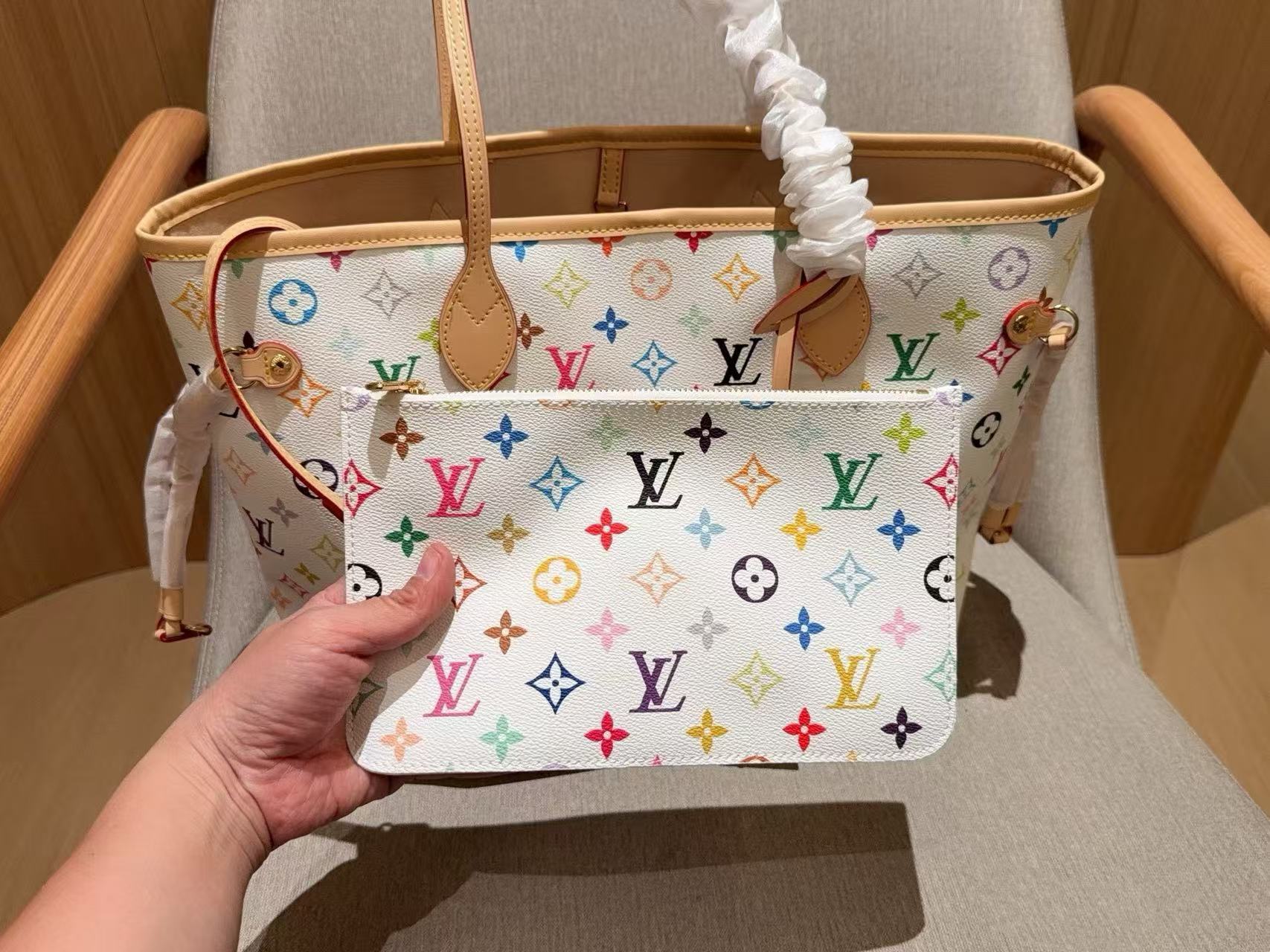 LV カラフル・ショッピング・トート【 50％割引+送料無料】