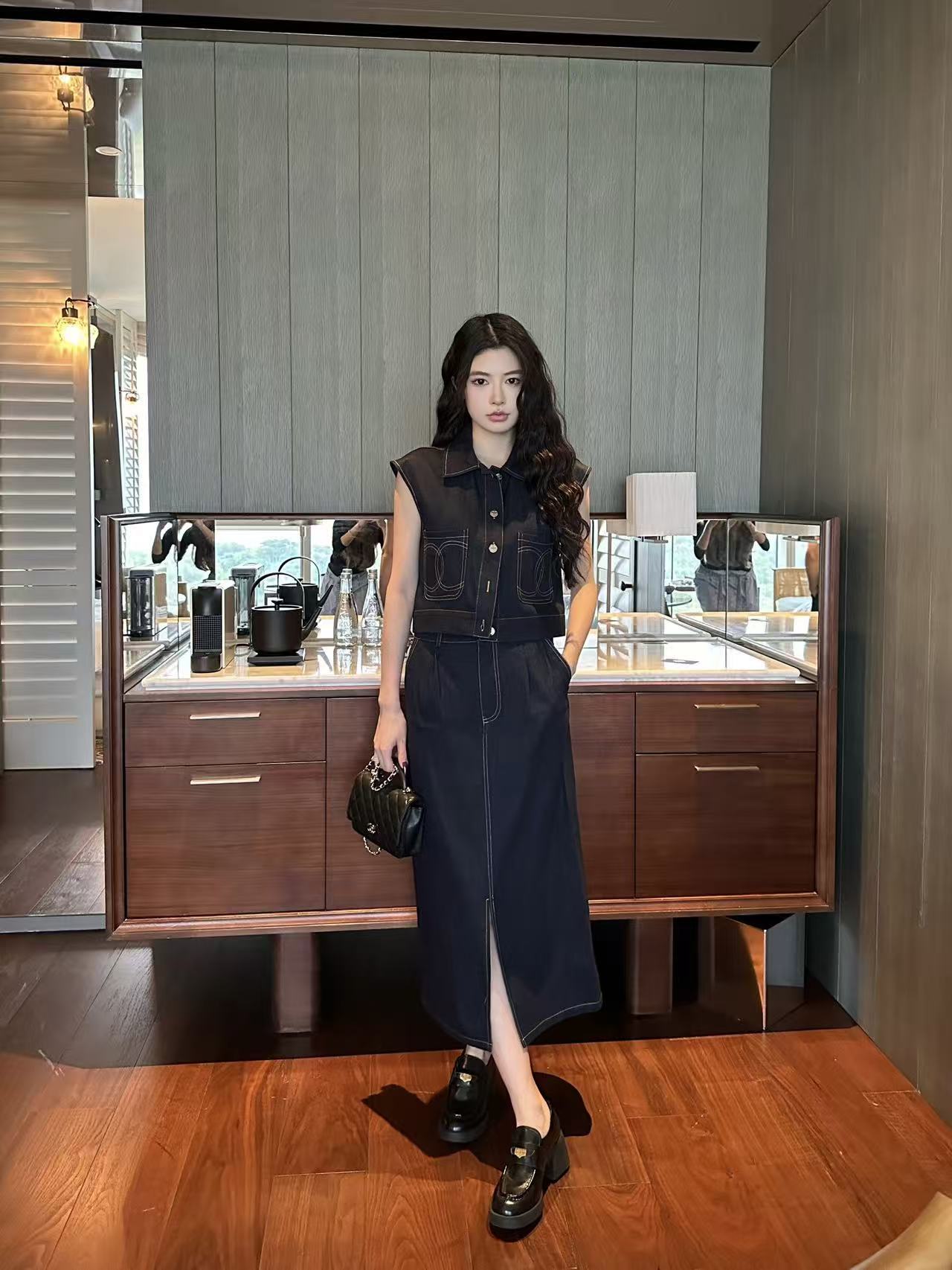 CHANE1 ダブルC デニムベスト＋スカート ツーピースセット【50％割引+送料無料】