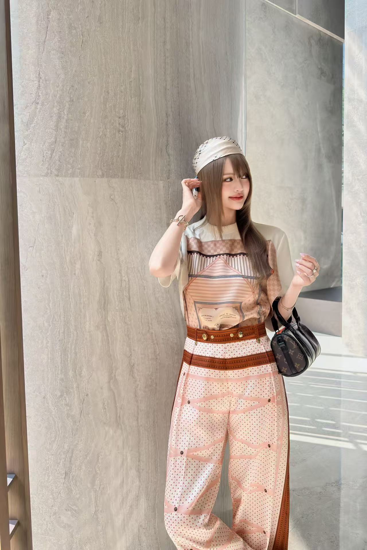 LVプリントTシャツ＆パンツ 2点セット【50％割引+送料無料】