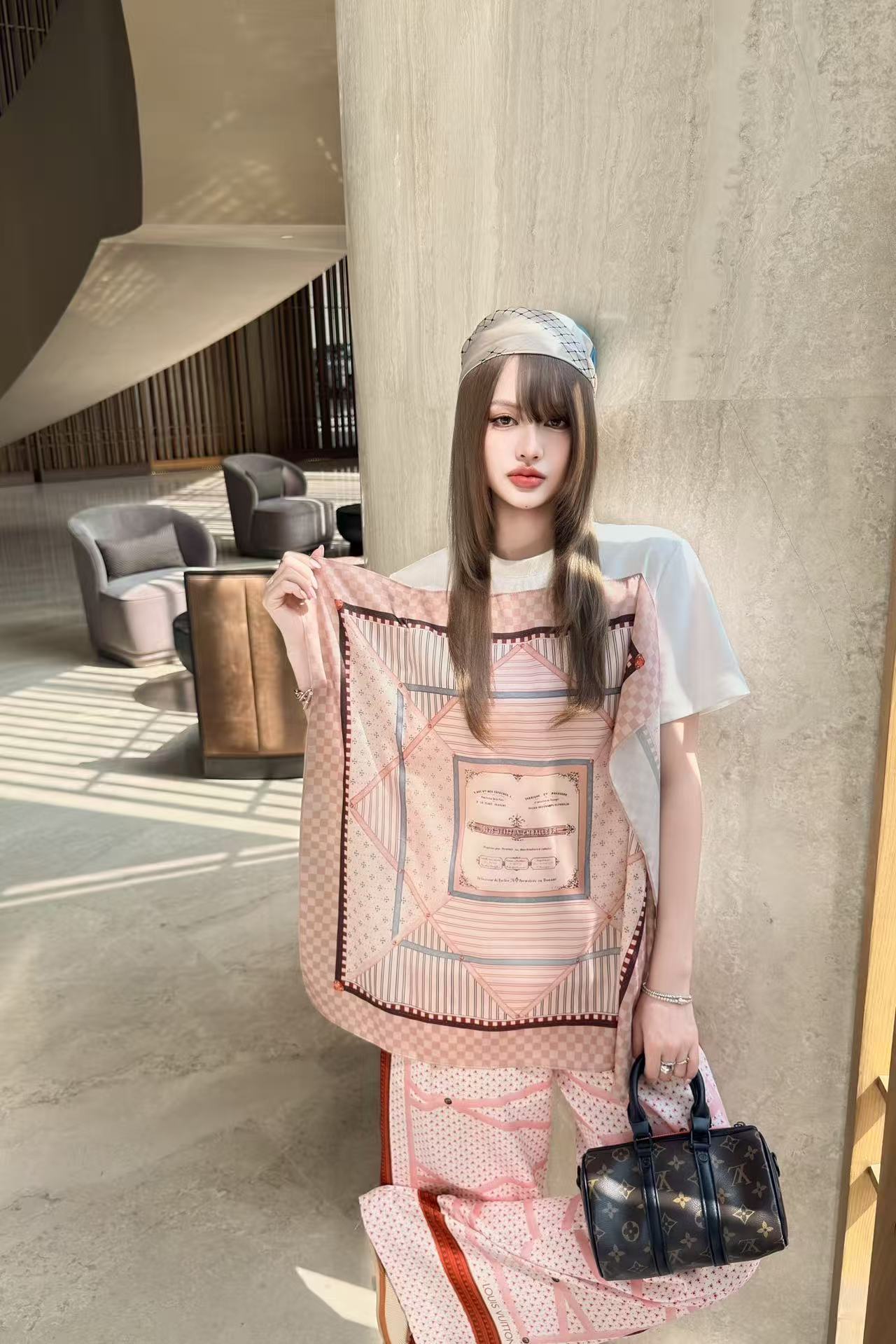 LVプリントTシャツ＆パンツ 2点セット【50％割引+送料無料】