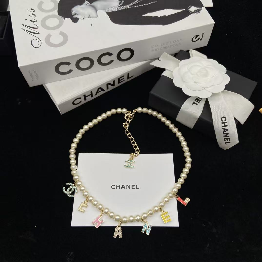 CHANE1 レターパールネックレス【50％割引+送料無料】