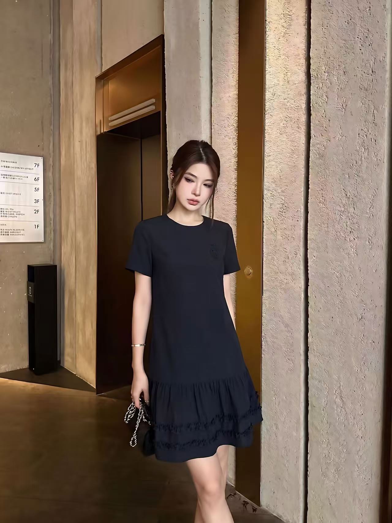 DI0R高品質な刺繍入りレタードレス【50％割引+送料無料】