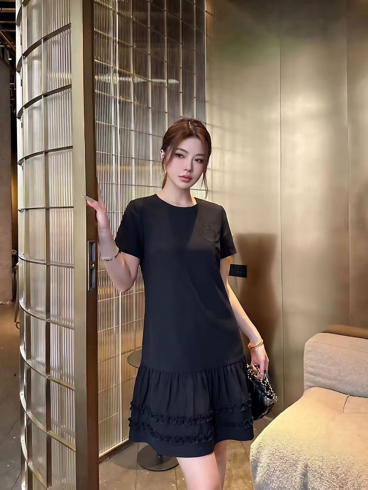 DI0R高品質な刺繍入りレタードレス【50％割引+送料無料】