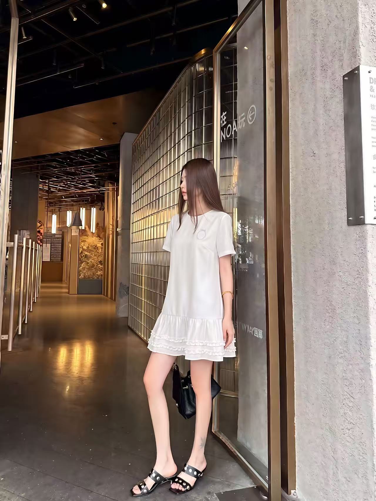 DI0R高品質な刺繍入りレタードレス【50％割引+送料無料】