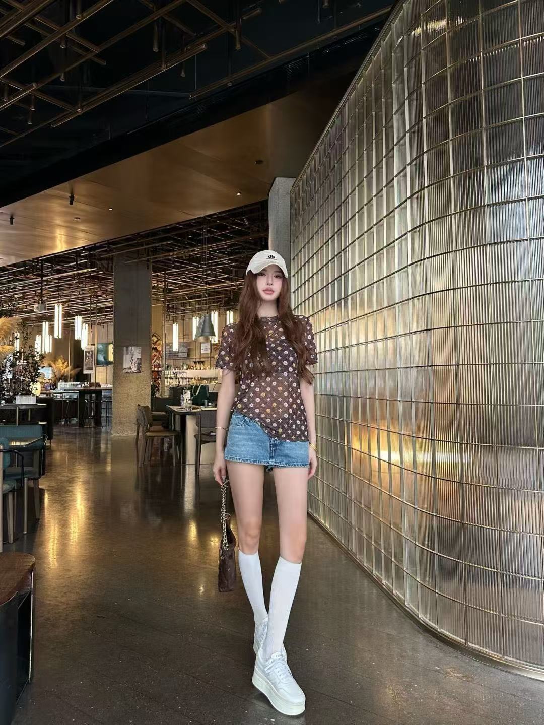 LVプリントTシャツ【50％割引+送料無料】