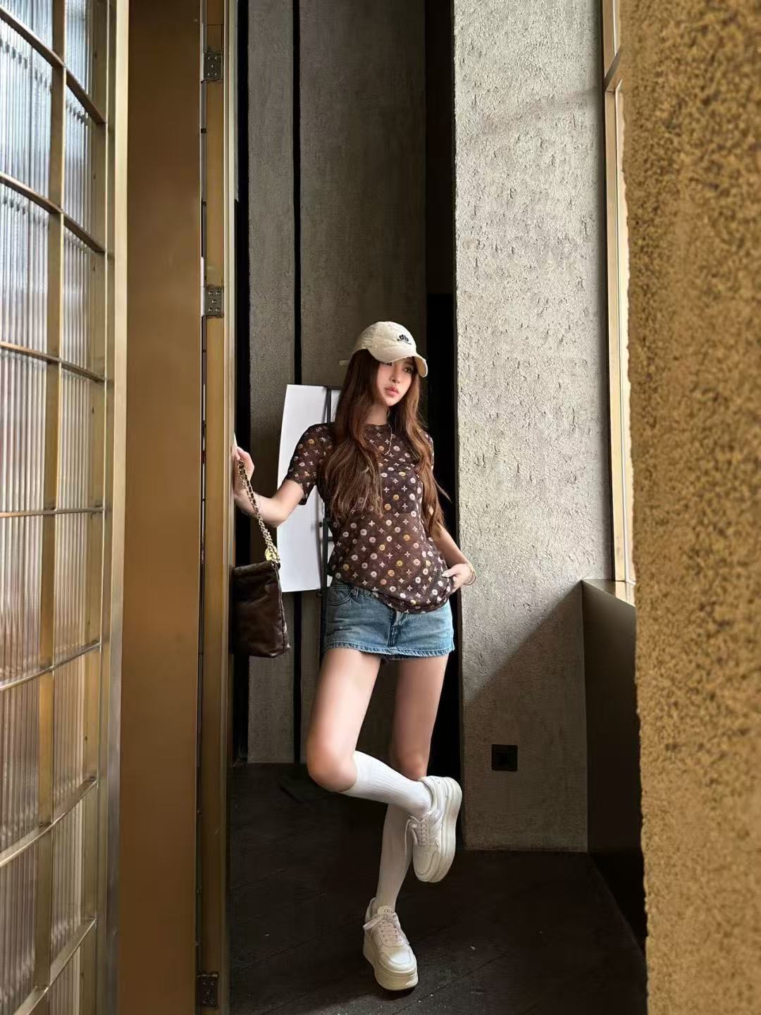 LVプリントTシャツ【50％割引+送料無料】