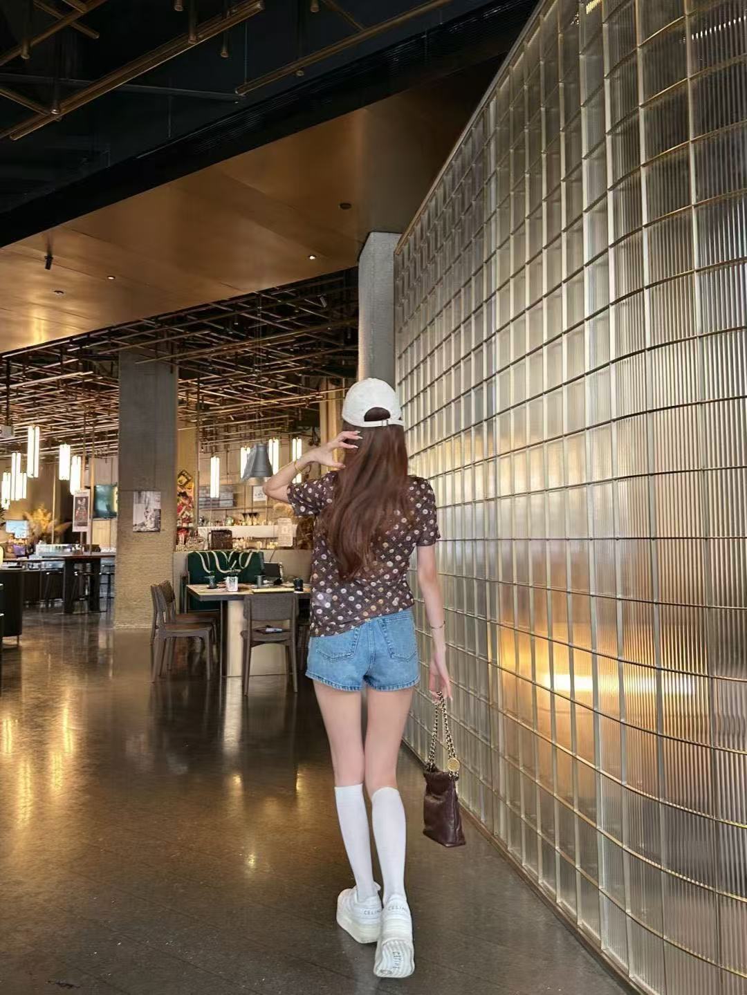 LVプリントTシャツ【50％割引+送料無料】