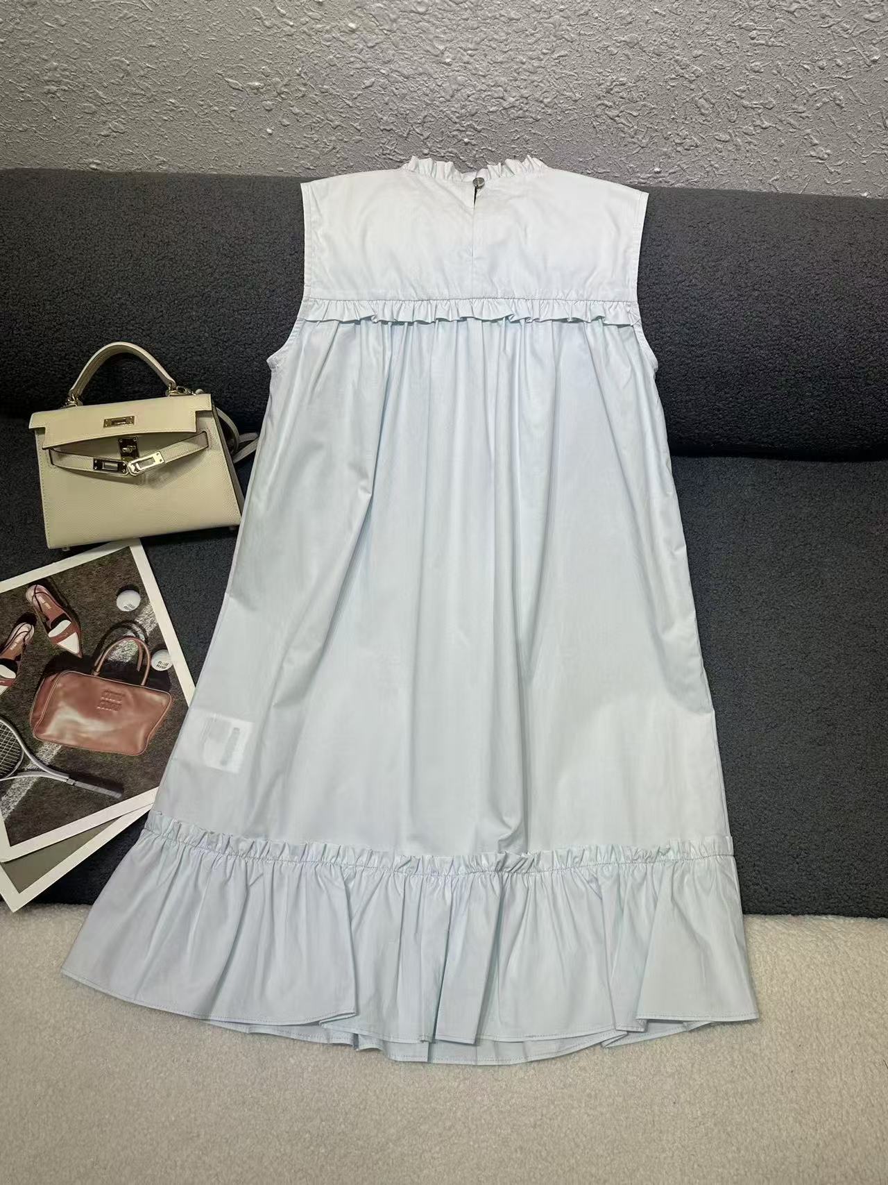 M1UM1U 高品質ノースリーブドレス【50％割引+送料無料】